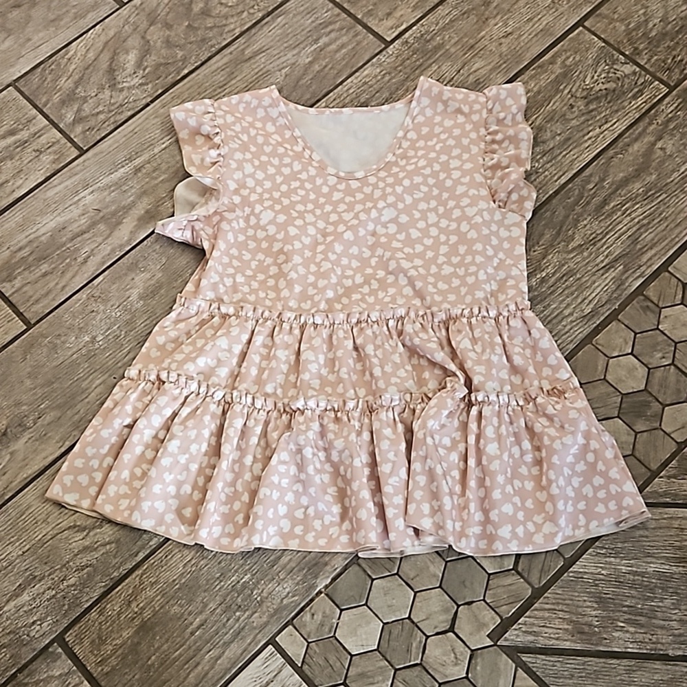 Ruffled shirt size small